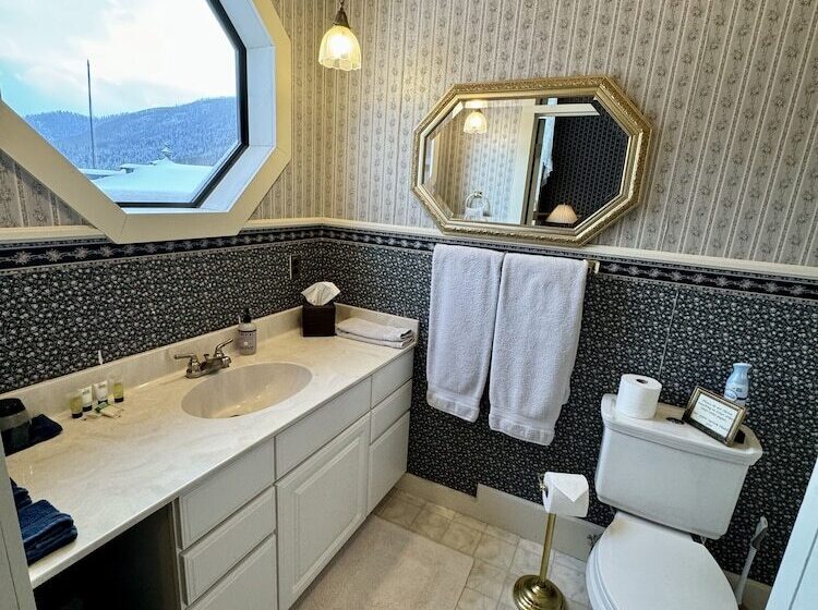 مبيت وإفطار Rico Mine Shaft Inn