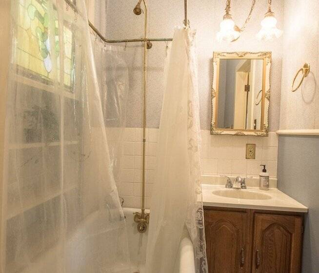 مبيت وإفطار Rico Mine Shaft Inn