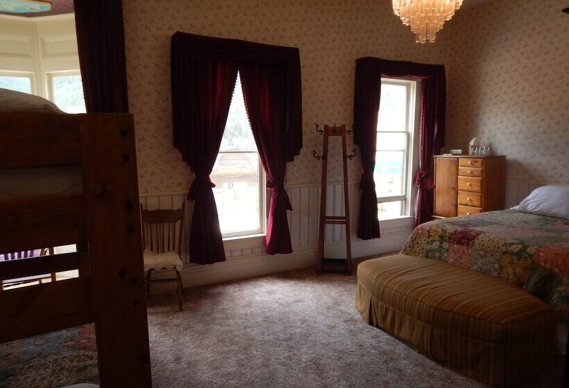 مبيت وإفطار Rico Mine Shaft Inn