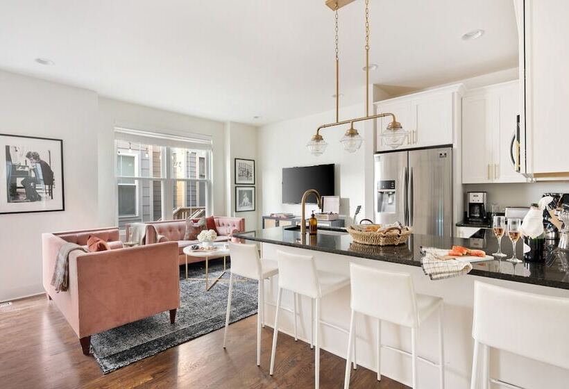 Hart Suite 11 By Avantstay Gorgeous Town House W/ Modern Amenities In Nashville!