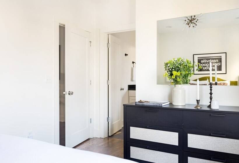 Hart Suite 8 By Avantstay Gorgeous Town House W/ Modern Amenities In Nashville!