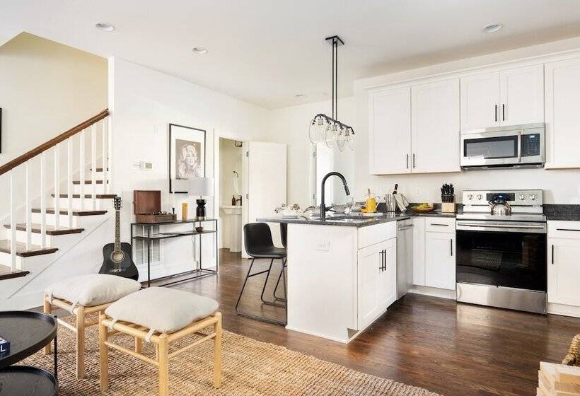 Hart Suite 8 By Avantstay Gorgeous Town House W/ Modern Amenities In Nashville!