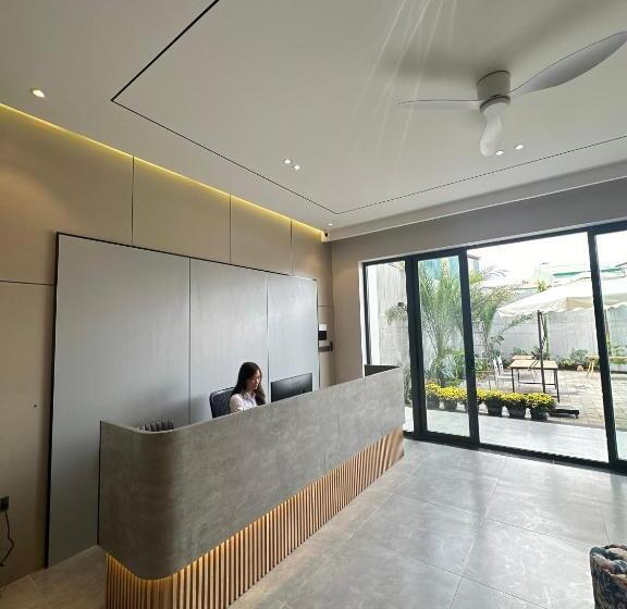 Hoàng Khang Hotel Khách Sạn Buôn Ma Thuột