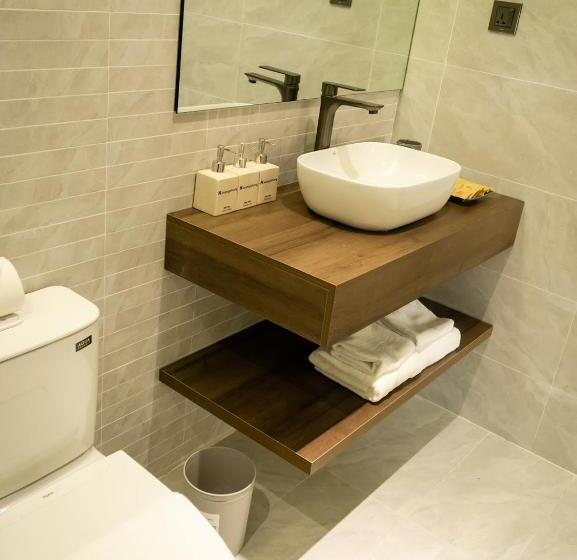 Hoàng Khang Hotel Khách Sạn Buôn Ma Thuột