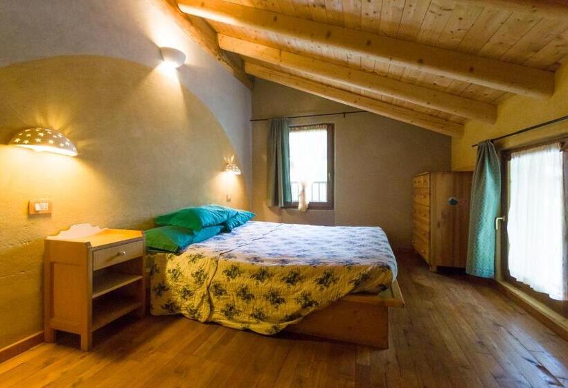 فندق Agriturismo Casa Essenia