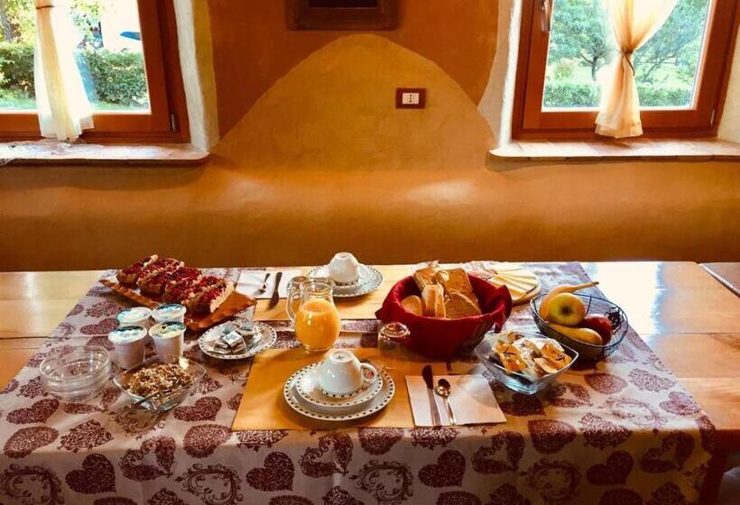 فندق Agriturismo Casa Essenia