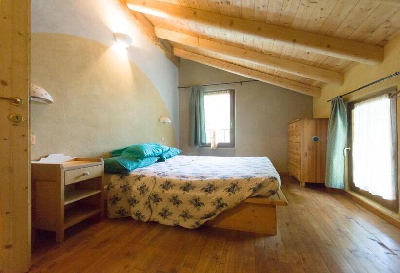 فندق Agriturismo Casa Essenia