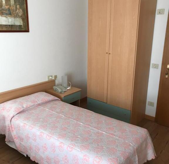 Отель Albergo Dolomiti