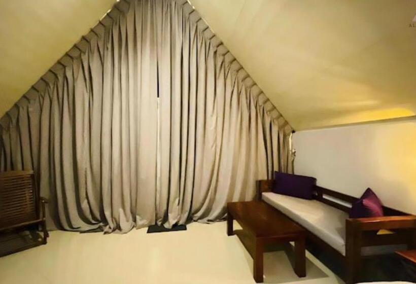 Отель Almost Heaven