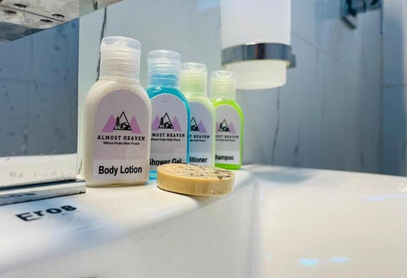 Отель Almost Heaven