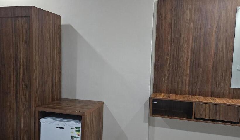 فندق Alzahar Ewg