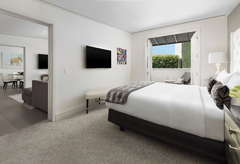 هتل Arena By Trend