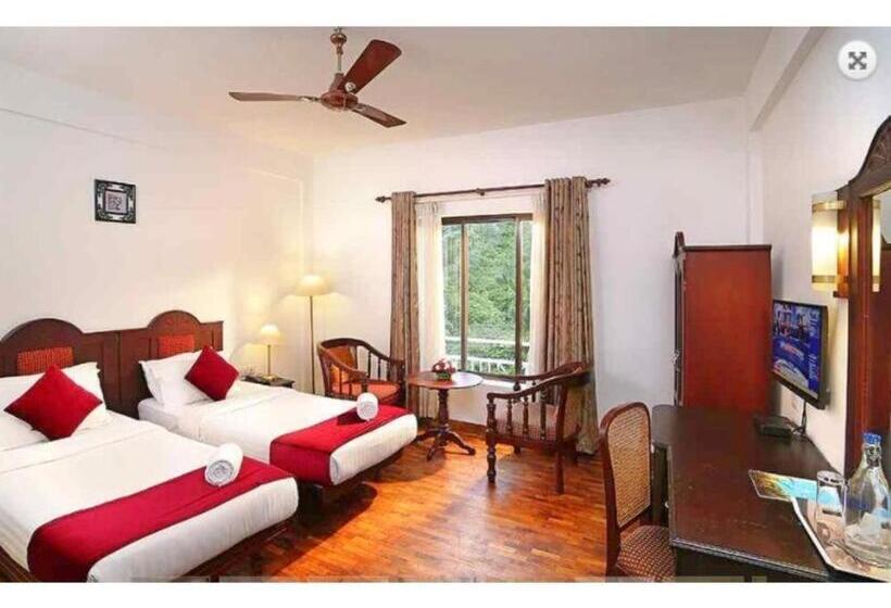 Hotel C7 Munnar