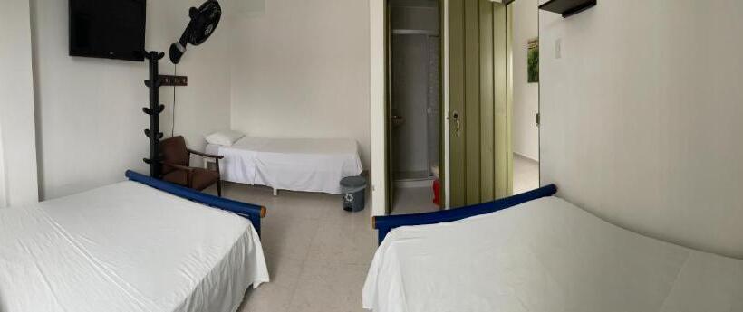 酒店 California Tropical