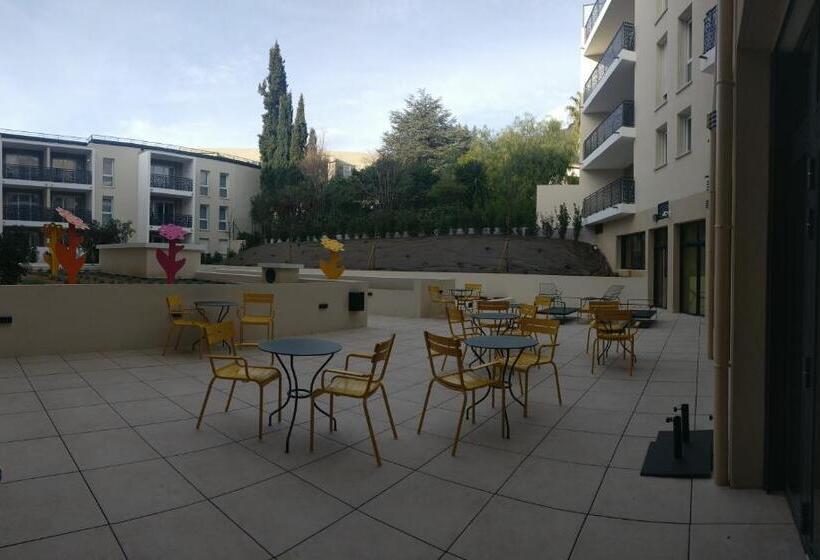 ホテル Domitys Terra Souleou