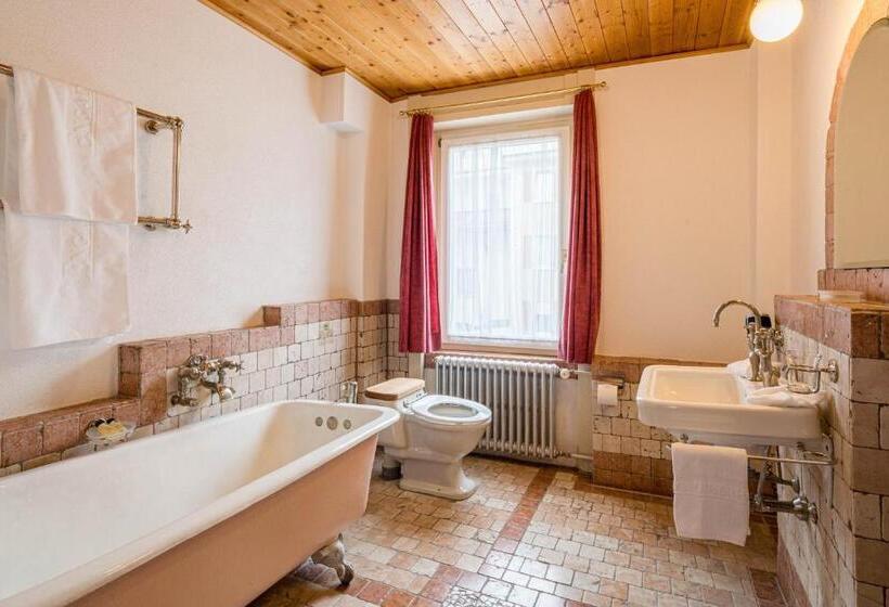 酒店 Engadinerhof Superior