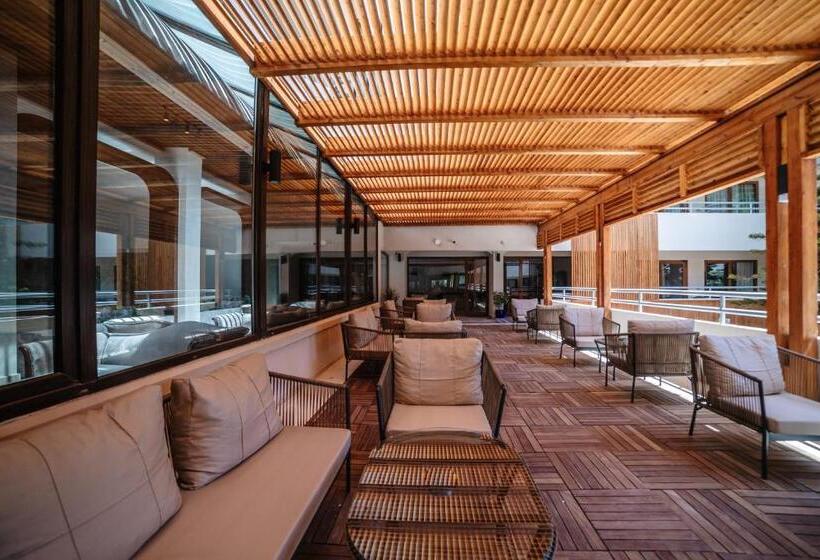 Отель Fun & Sun Club Saphire