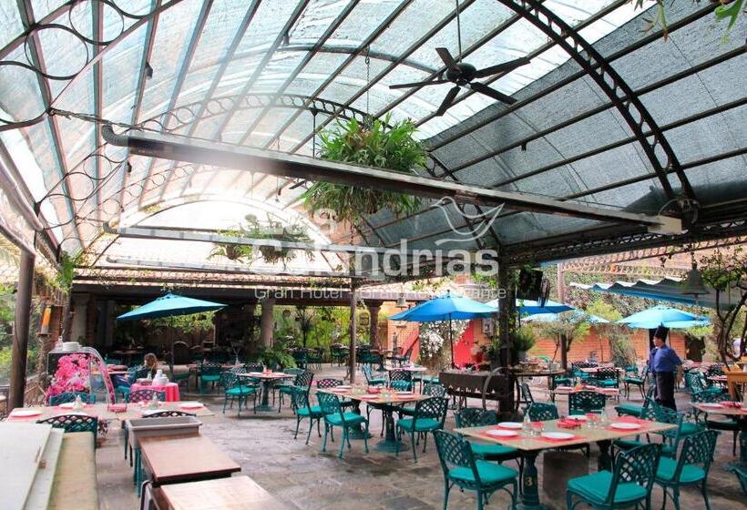 בית מלון כפרי Las Calandrias