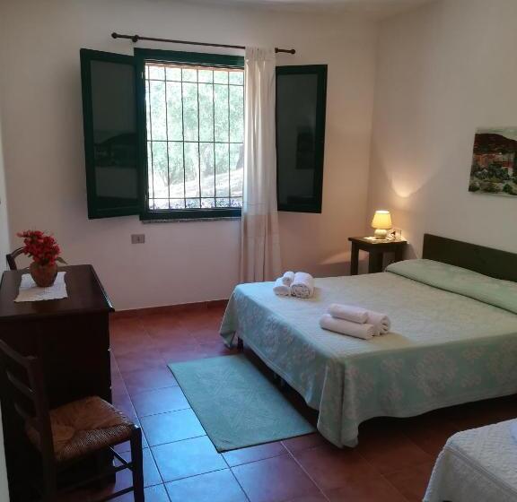 ホテル Le Sughere