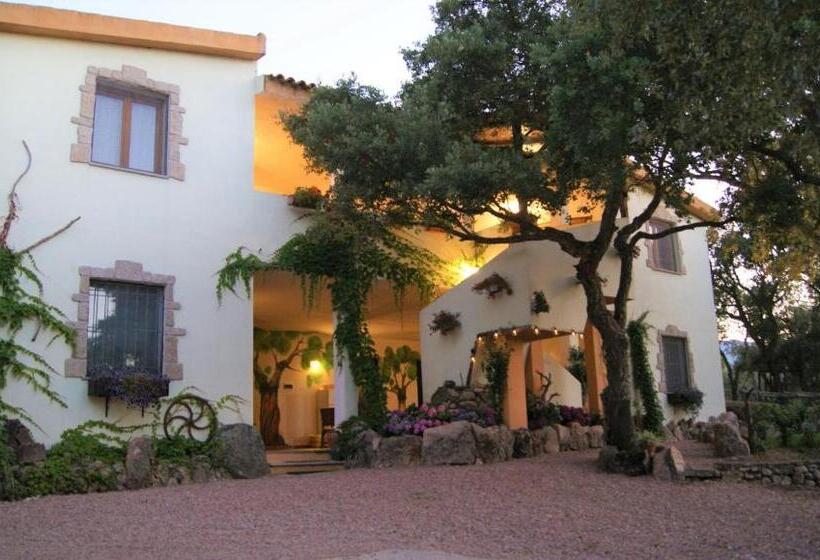 ホテル Le Sughere