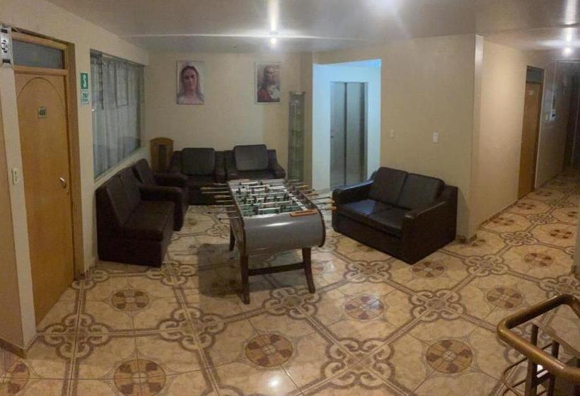 ホテル Los Apus Mayaki