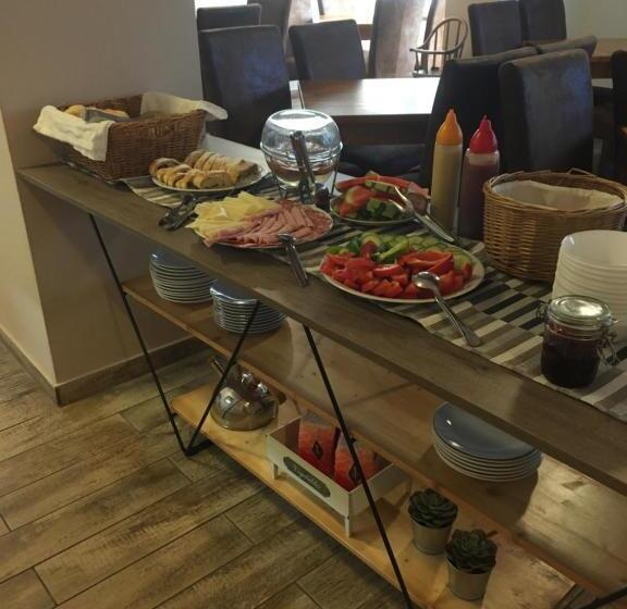 בית מלון כפרי Lávka Chocerady