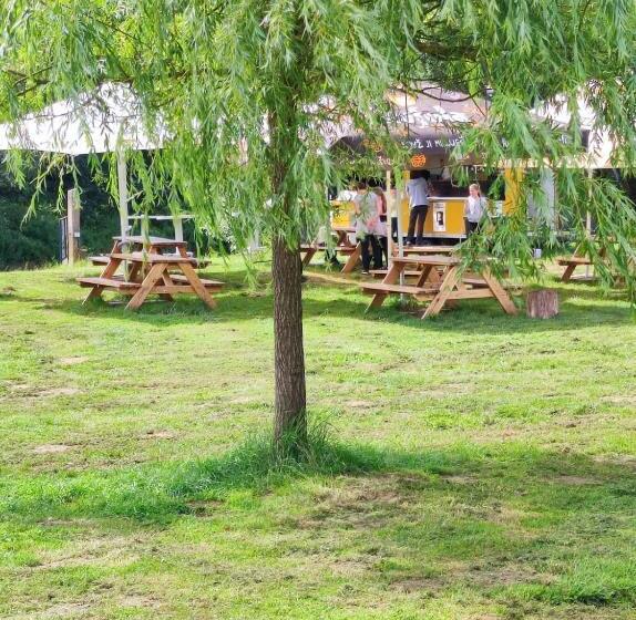 בית מלון כפרי Lávka Chocerady