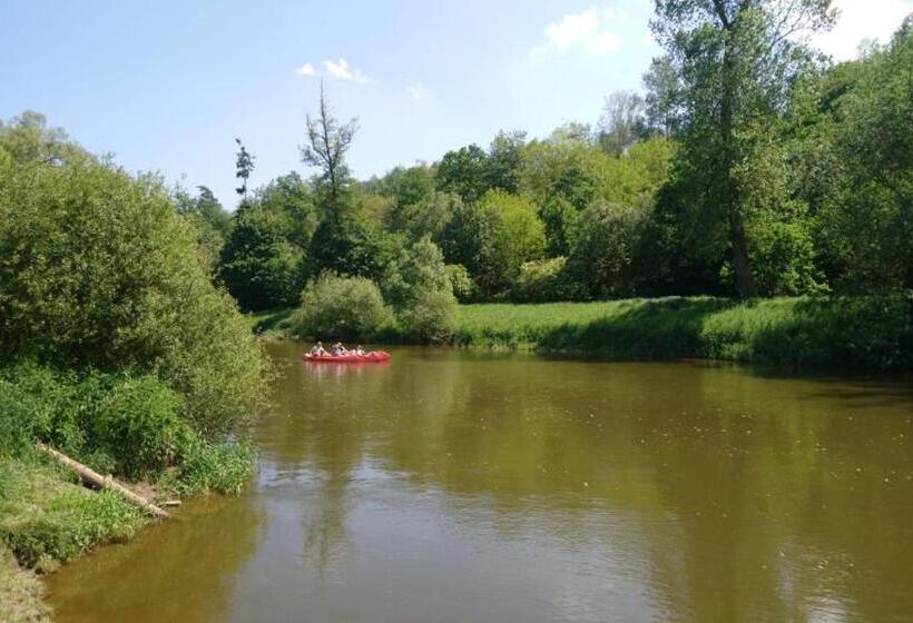 בית מלון כפרי Lávka Chocerady