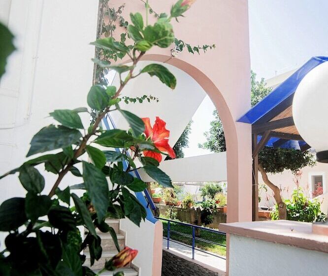 בית מלון כפרי Marika Apartments