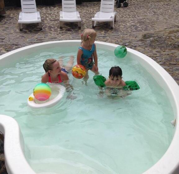 Otel Monastic Spa карпати