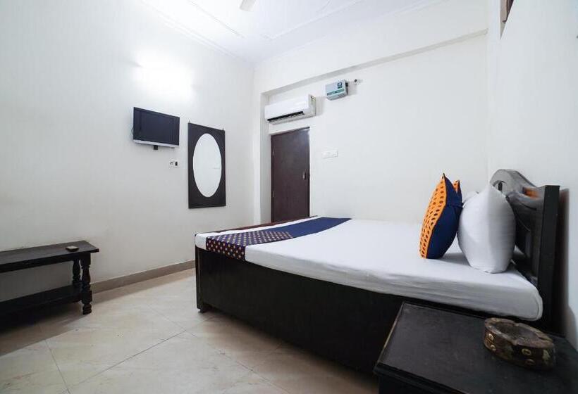 ホテル Oyo Star Guest House