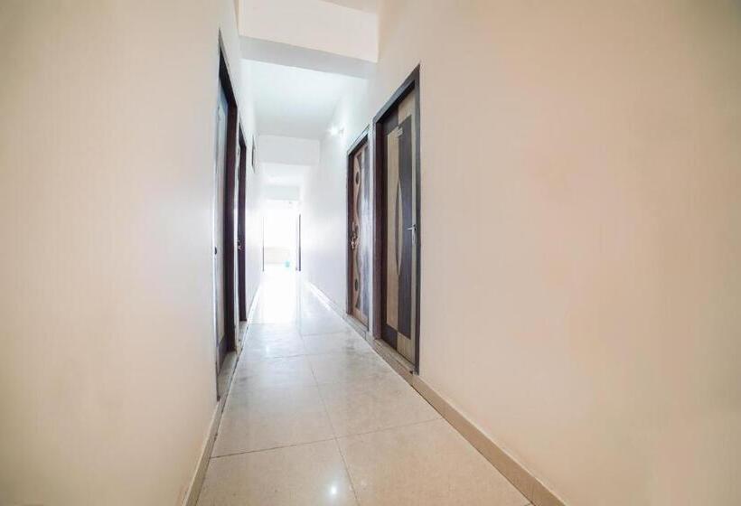 ホテル Oyo Star Guest House