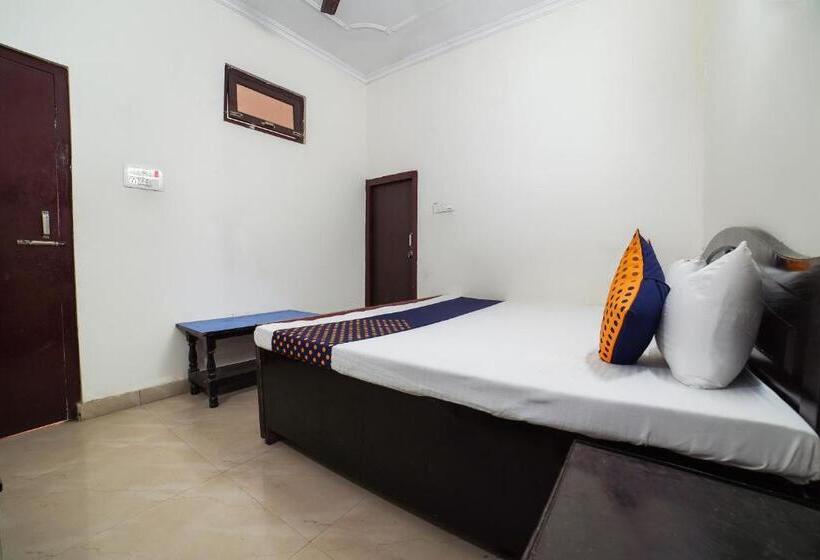 ホテル Oyo Star Guest House