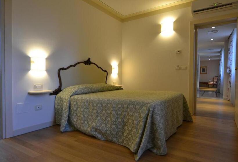 בית מלון כפרי Palazzo Riccucci