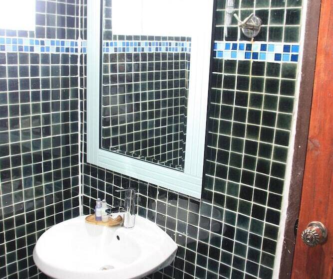 ホテル Sainamtok Resort