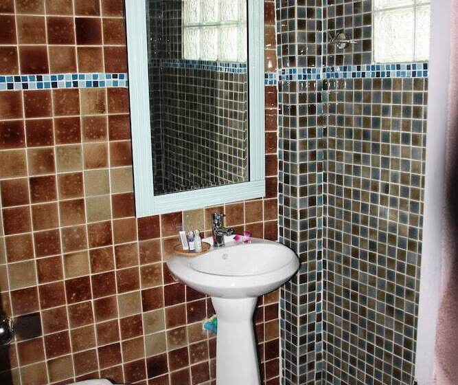 ホテル Sainamtok Resort