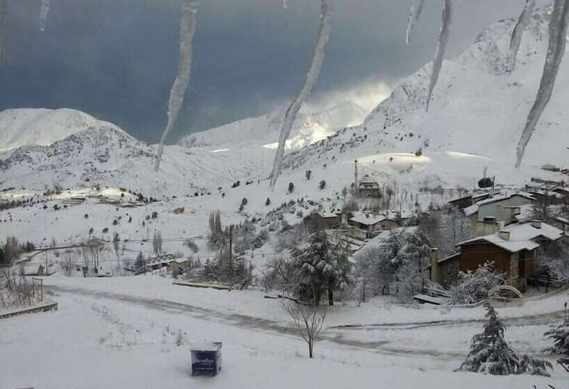 호텔 Saklikent Mountain Ski