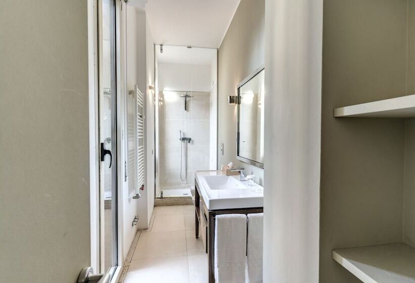 ホテル Suite Santa Tecla