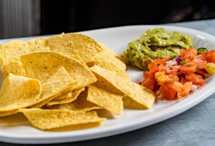 בית מלון כפרי Swell Residence