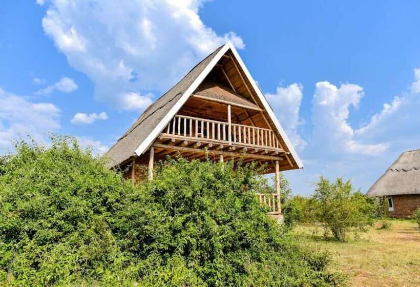 هتل Tabingi Safari Cottages