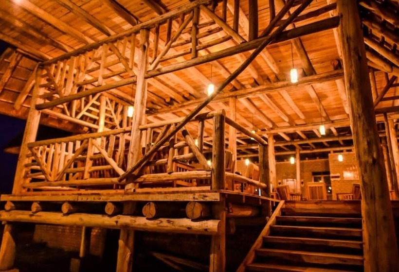 هتل Tabingi Safari Cottages