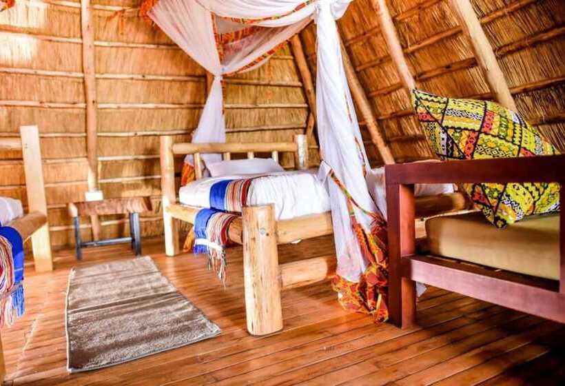 هتل Tabingi Safari Cottages