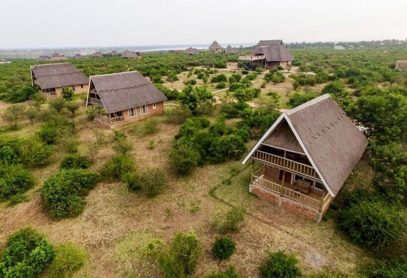 هتل Tabingi Safari Cottages