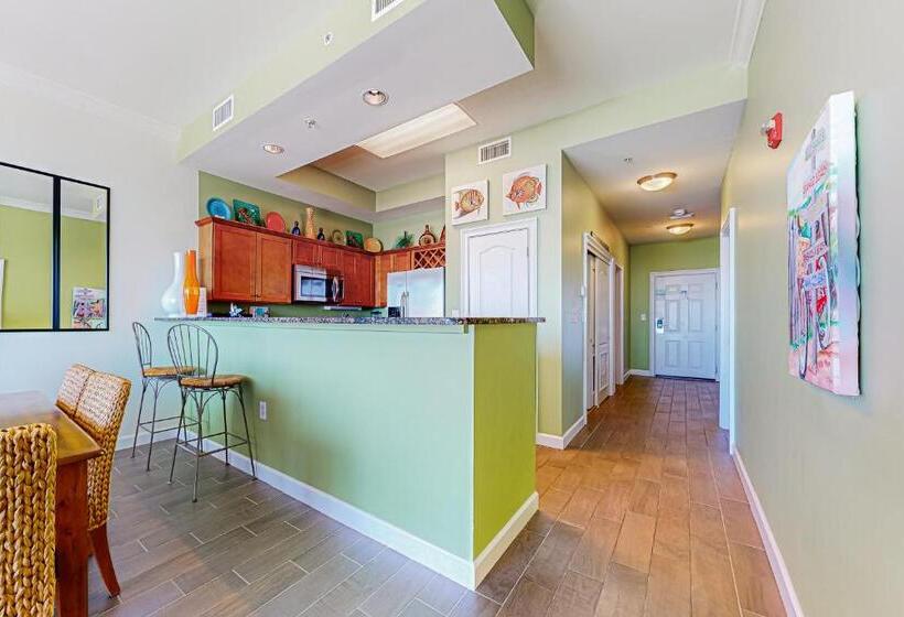 فندق The Indies 708