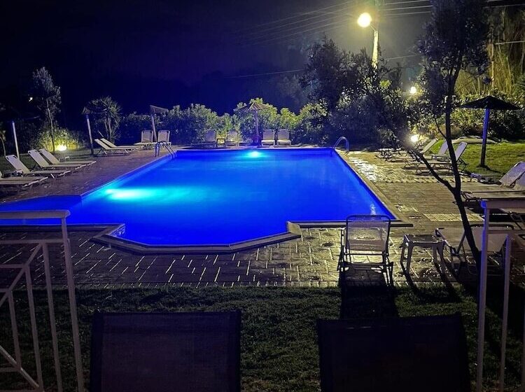 Mythos Apts Rentit