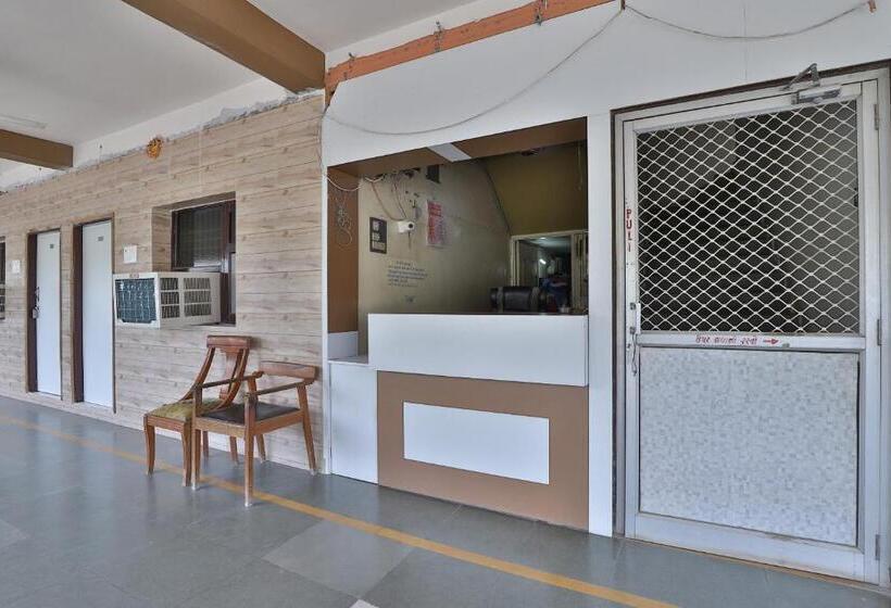 Oyo Hotel Balaji Inn