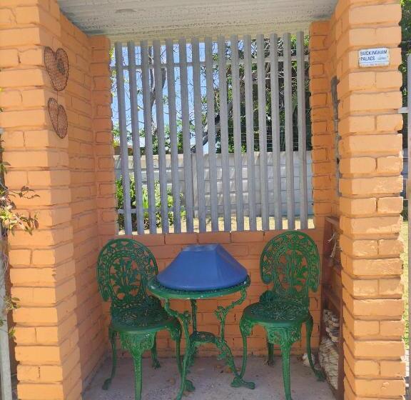 Пансион @47 Guest House