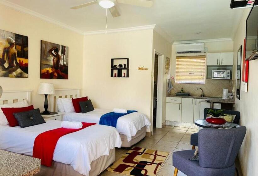 Пансион @47 Guest House