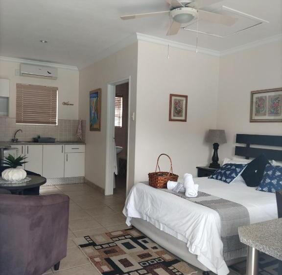 Пансион @47 Guest House