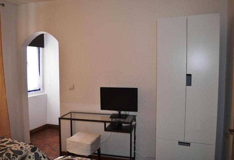 膳宿费 Andar Com Jardim E Estacionamento